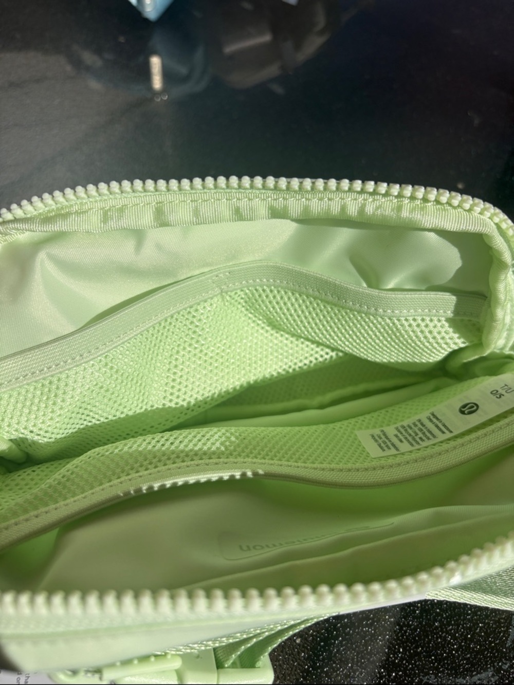 NWT Lululemon Everywhere Belt Bag in Soft Green - Picture 7 of 8